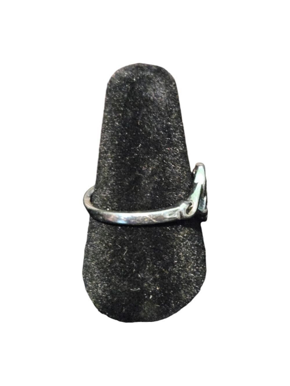 Royal Chain Silvertone Ring Size 7.5 - Picture 6 of 9